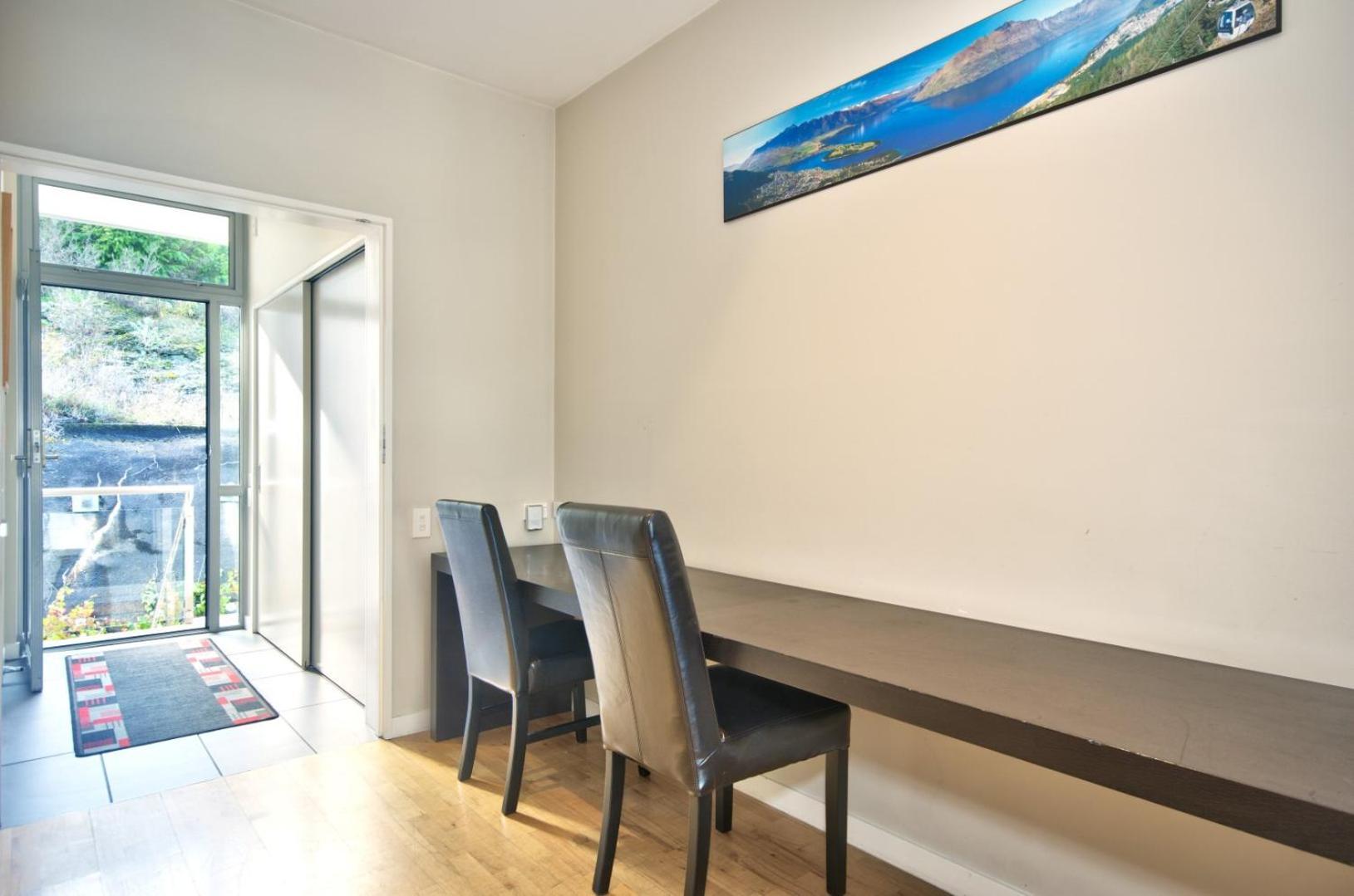 Pure Retreat Lake Views Queenstown Exterior foto