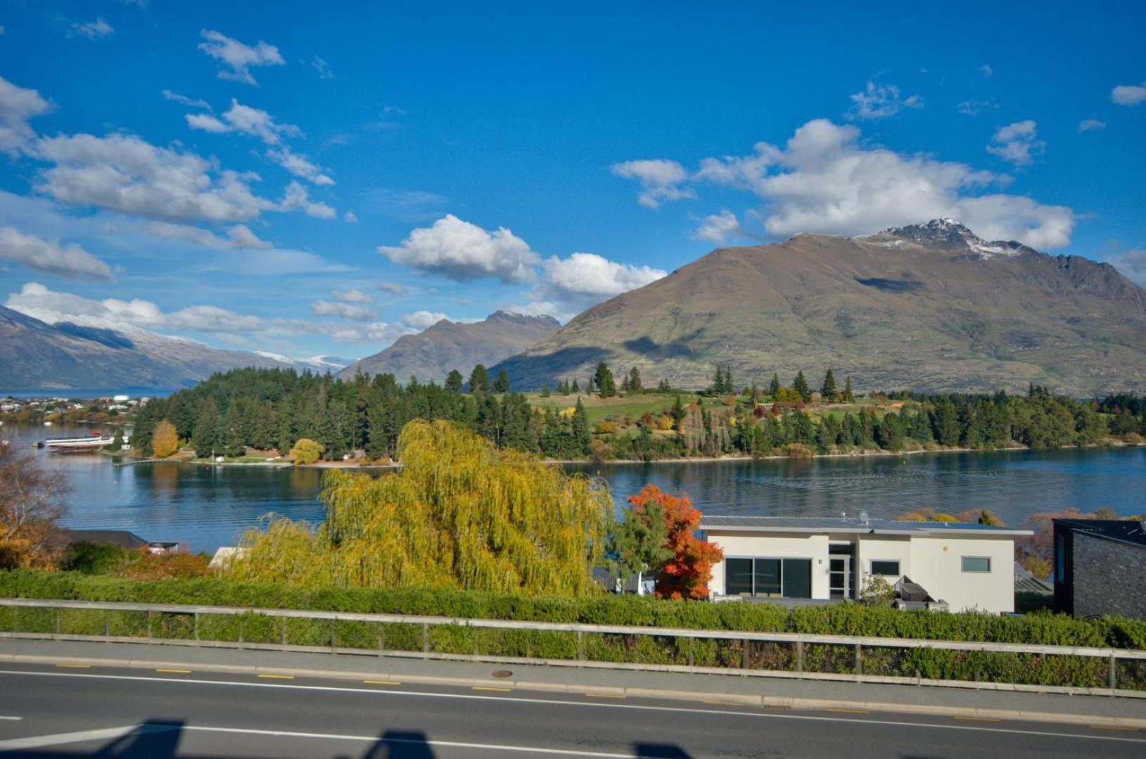 Pure Retreat Lake Views Queenstown Exterior foto